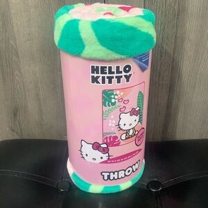 New Wild Hello Kitty Tropical Print 46 x 60 Plush Throw Blanket New In Package